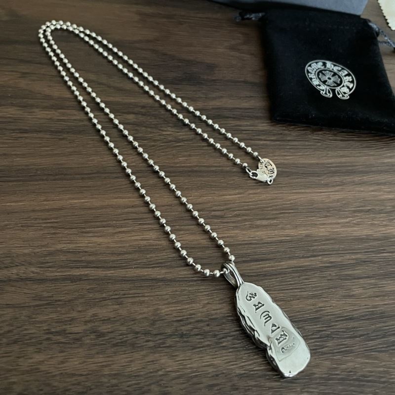 Ch*0me He**ts necklaces